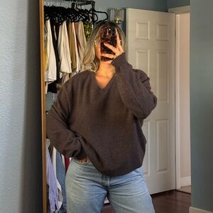 100% cashmere sweater